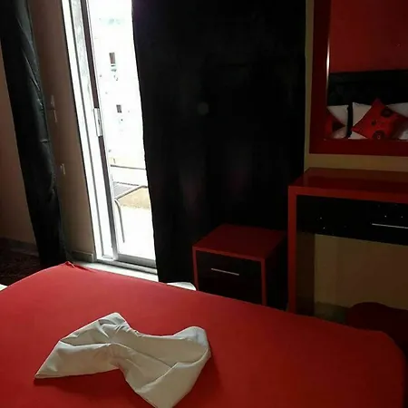 With 2 Bedrooms In Paralia, With Wonderful Mountain View And